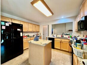 3900 Chimney Rock Dr in Denton, TX - Building Photo - Building Photo