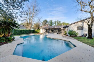 8644 Sandberry Blvd in Orlando, FL - Building Photo - Building Photo