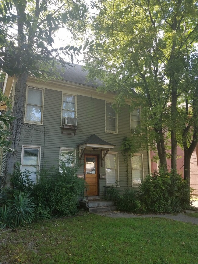 41 S McLean Blvd, Unit #3