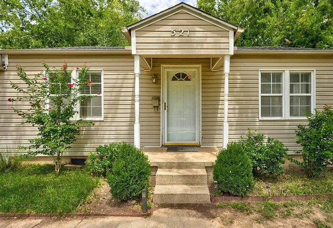 521 W Acres St in Norman, OK - Building Photo - Building Photo