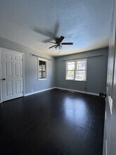 238 E 79th St, Unit 238 in Los Angeles, CA - Building Photo - Building Photo