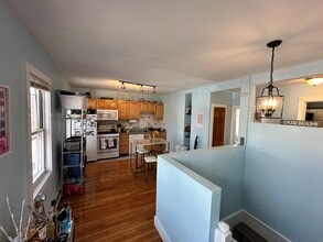 65 Preble St, Unit 3 in Boston, MA - Building Photo - Building Photo