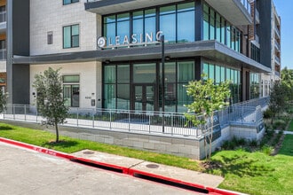 Presidium Valley View in Farmers Branch, TX - Building Photo - Building Photo