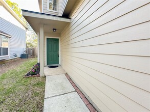 195 W Stedhill Loop in The Woodlands, TX - Building Photo - Building Photo