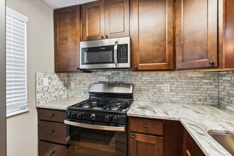 1794 Bennigan Dr in Hilliard, OH - Building Photo - Building Photo