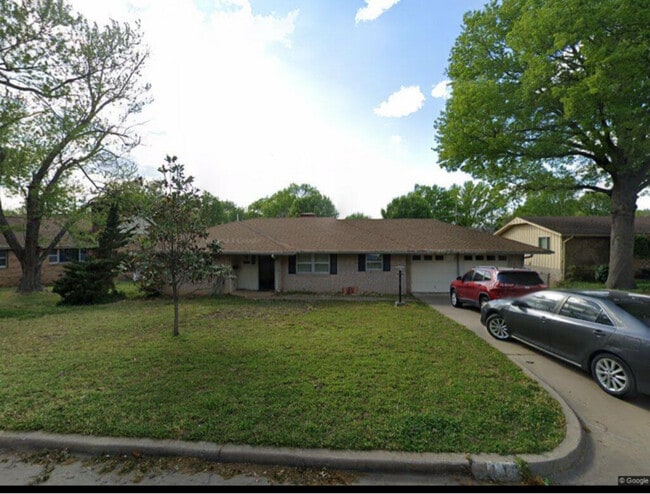 1055 Grandview Rd