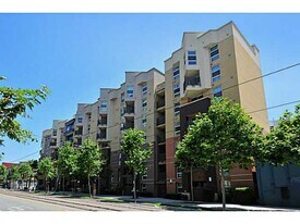 1225 Island Ave in San Diego, CA - Building Photo