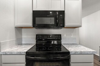 3950 E Syracuse St in Nampa, ID - Building Photo - Building Photo