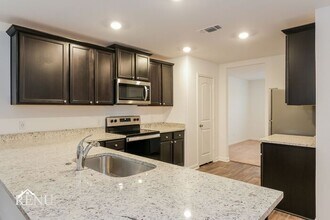 145 Scarborough Bnd in Jarrell, TX - Building Photo - Building Photo