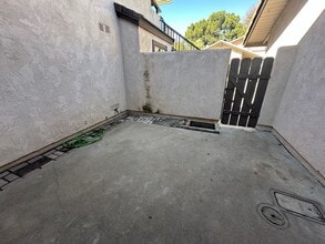 3333 El Encanto Ct in Bakersfield, CA - Building Photo - Building Photo