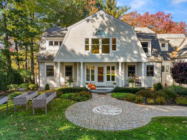 property at 9 Twig Rush Rd