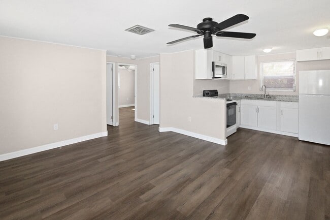 476 Tanager Rd in Venice, FL - Foto de edificio - Building Photo