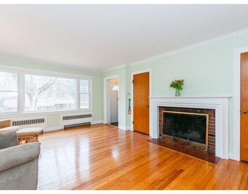 71 Blake St-Unit -71 in Newton, MA - Building Photo