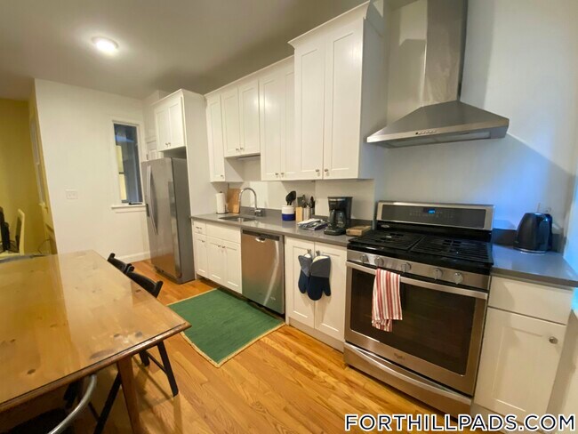 48 Guild St in Boston, MA - Building Photo - Building Photo