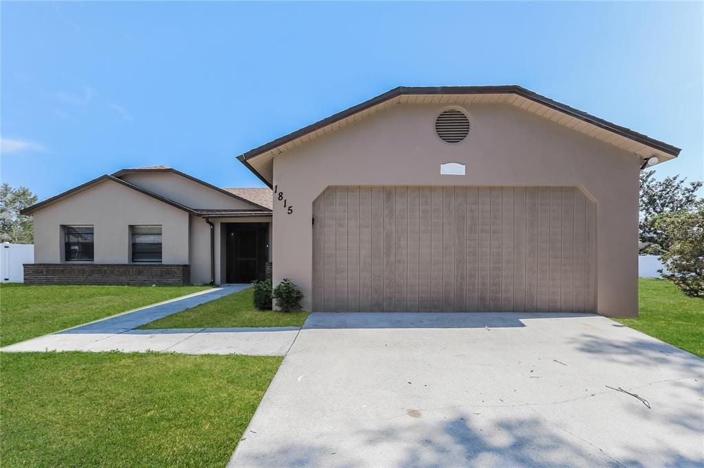 1815 Prairie Lake Blvd in Ocoee, FL - Building Photo