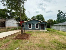 311 N Virginia Ave in Tyler, TX - Building Photo