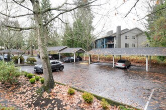 15606 NE 40th St in Redmond, WA - Building Photo - Building Photo