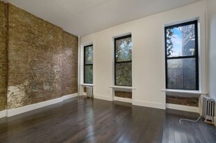 66 E 1st St, Unit 2A in New York, NY - Building Photo