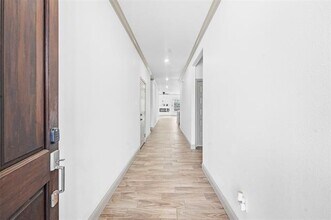 4801 Shackleford St in Fort Worth, TX - Building Photo - Building Photo