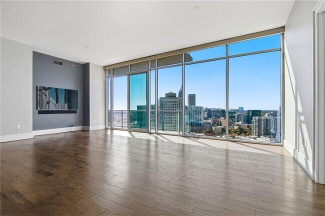 property at 1065 Peachtree St NE