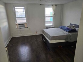 303 Frank E Rodgers Blvd S in Harrison, NJ - Building Photo