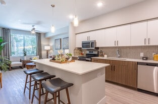 The Amelia in Phoenix, AZ - Building Photo