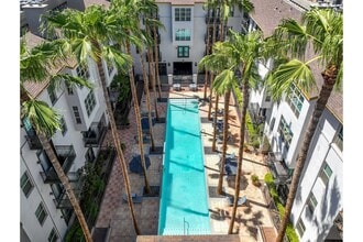 Roosevelt Square in Phoenix, AZ - Foto de edificio - Building Photo