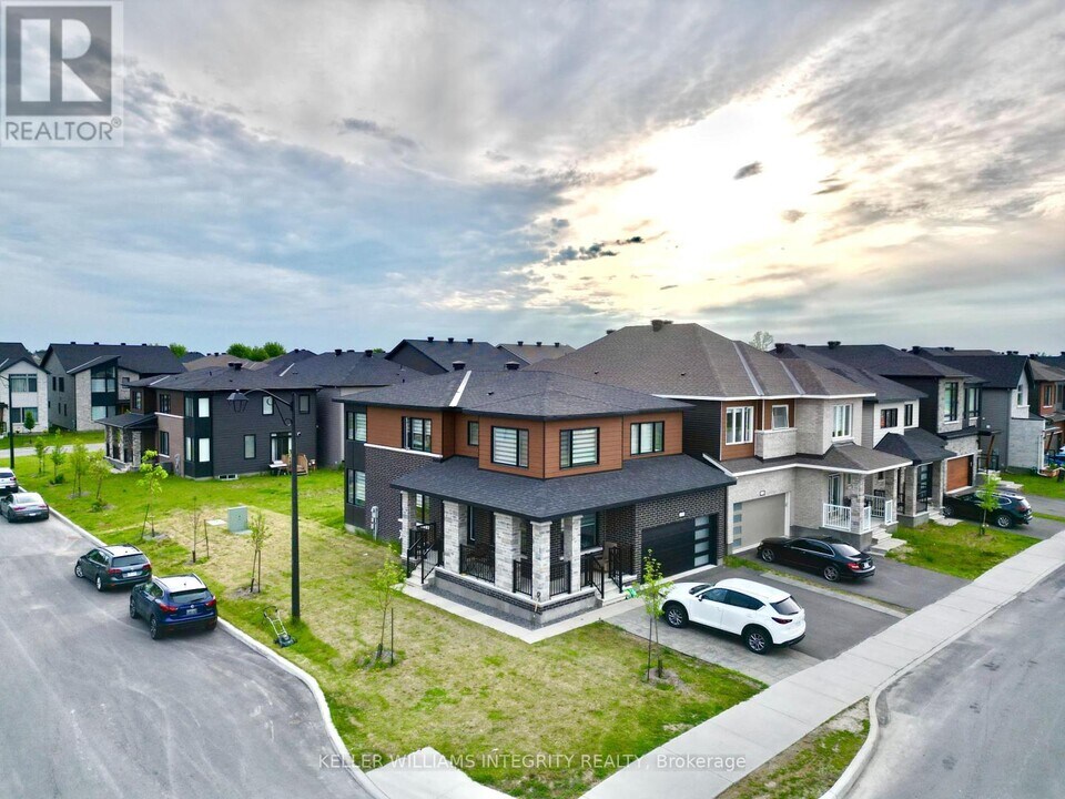 830 Crossgate St in Ottawa, ON - Building Photo