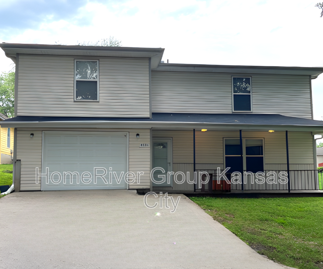 522 Isabelle St in Leavenworth, KS - Building Photo - Building Photo