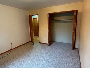 1216 Purtov St in Kodiak, AK - Building Photo - Building Photo