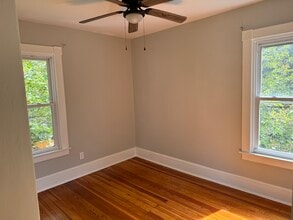 152 Hemlock St, Unit Apt 2 in New Bedford, MA - Building Photo - Building Photo