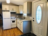 734 McDaniel St photo'