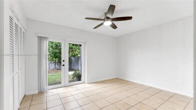 4208 SW 136th Pl in Miami, FL - Building Photo - Building Photo