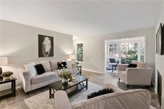 901 Country Park Dr in Smyrna, GA - Building Photo - Building Photo