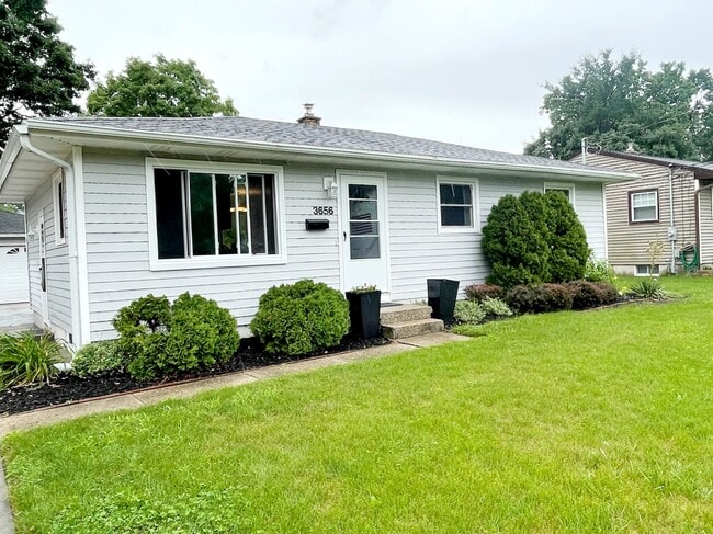 property at 3656 Wedgewood Dr SW