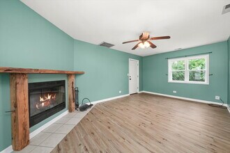 33351 N Park St in Grayslake, IL - Building Photo - Building Photo