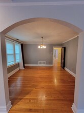7311 Lindell Blvd, Unit Unit B in University City, MO - Building Photo - Building Photo