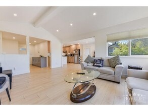 7437 Garfield Dr in Delta, BC - Building Photo - Building Photo