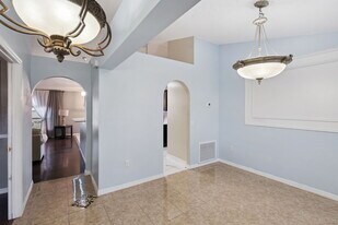 907 Salerno Ct in Poinciana, FL - Building Photo