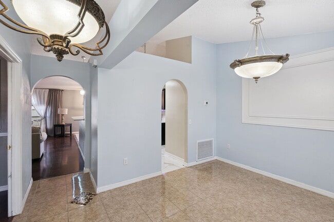 property at 907 Salerno Ct