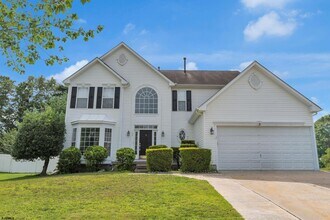 120 Trotter Road in Egg Harbor Township, NJ - Foto de edificio - Building Photo