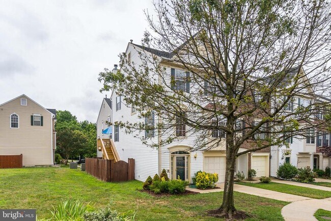 6352 Dakine Cir in Springfield, VA - Building Photo - Building Photo