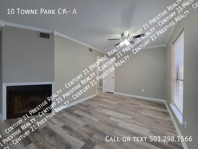 10 Towne Park Ct in Little Rock, AR - Foto de edificio - Building Photo