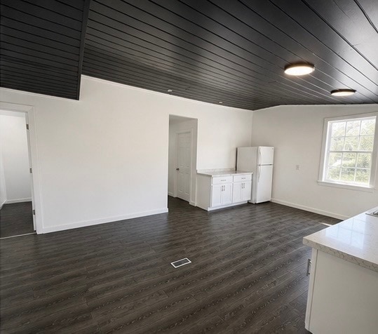 5870 Villa Ave in Indianapolis, IN - Building Photo - Building Photo