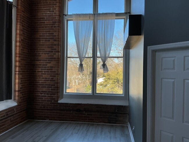 201 S Hoskins Rd in Charlotte, NC - Building Photo - Building Photo