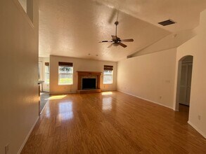 11917 W Lewisburg Ct in Boise, ID - Building Photo - Building Photo