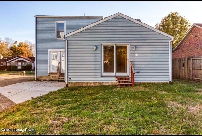 6913 Beard Ct in Louisville, KY - Building Photo - Building Photo