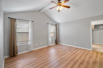 3318 Golden Willow Dr in Houston, TX - Building Photo - Building Photo