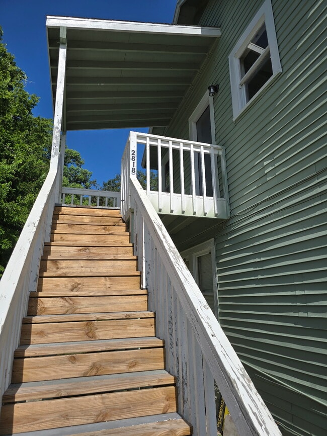 2820 Avenue G, Unit 2818 in Bay City, TX - Foto de edificio - Building Photo