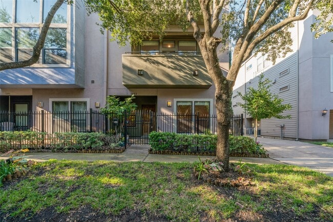 property at 1802 Rosalie St